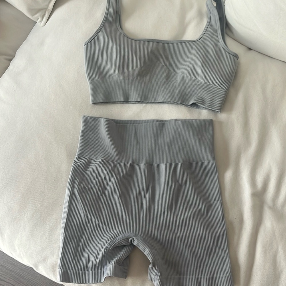 Light blue workout set